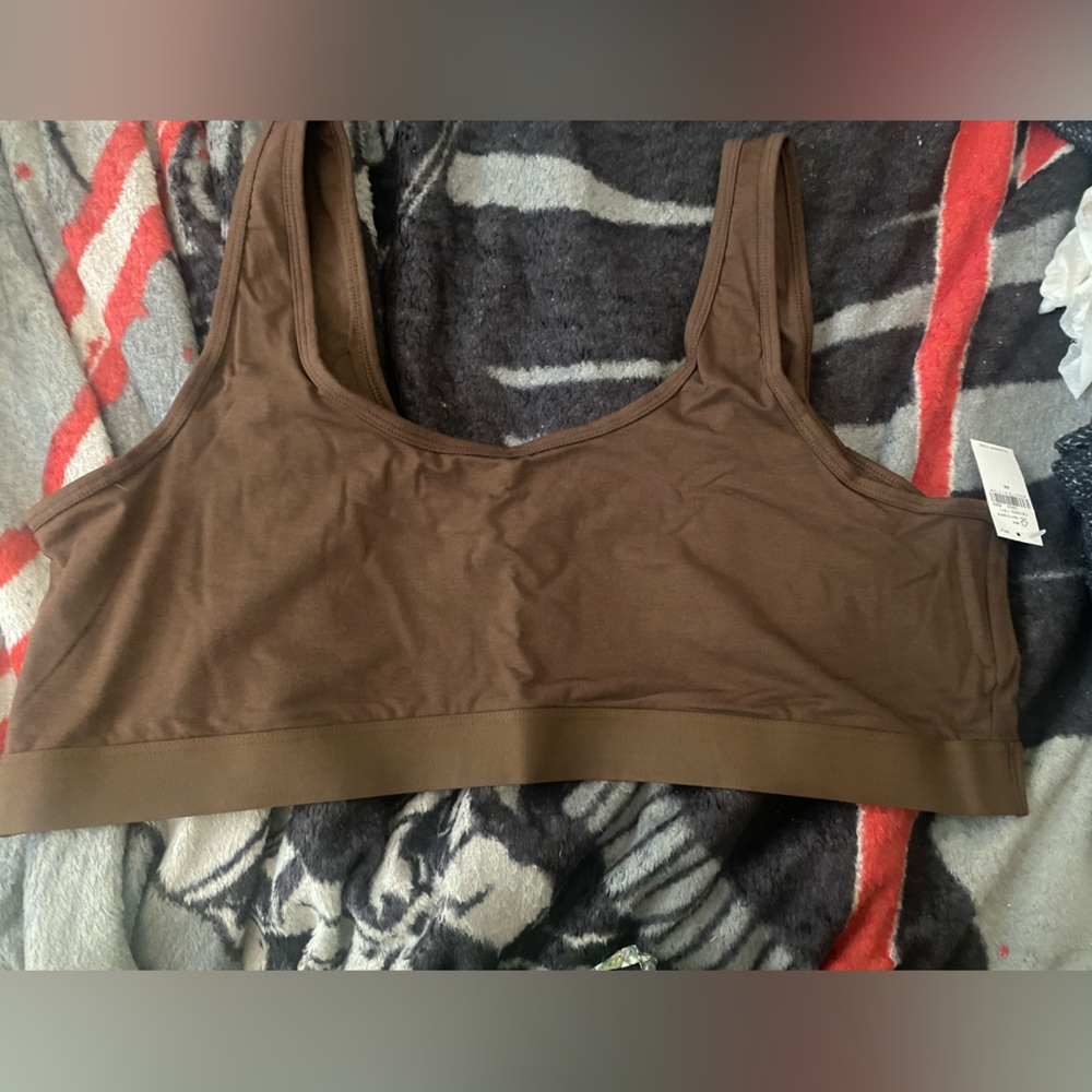 Listing for pwebster07 three old navy supima bras one black two brown